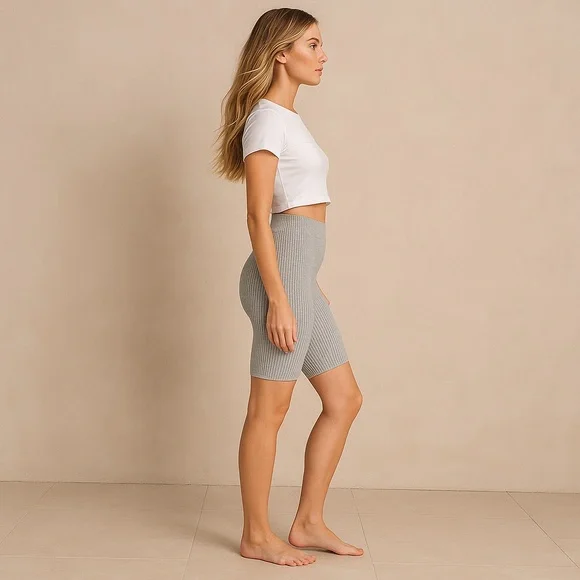 LUNYA Cozy Cotton Silk Ribbed Bike Short Medium Grey Heather Pocket Medium NEW - Picture 3 of 12